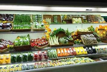 钢制的以及木质的超市蔬菜架挑选